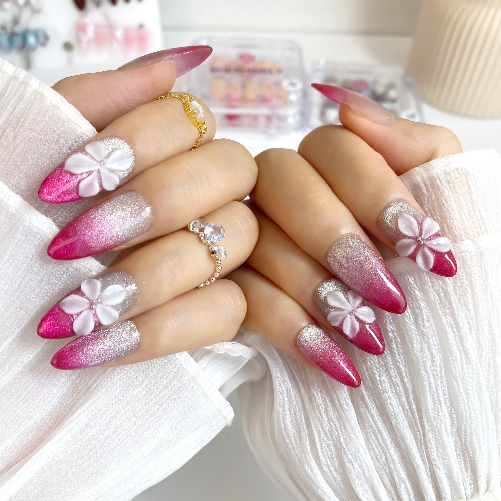 (Handmade) 10pcs/Set Pink 3D Flower Ombré Cat Eye Press-On Nails