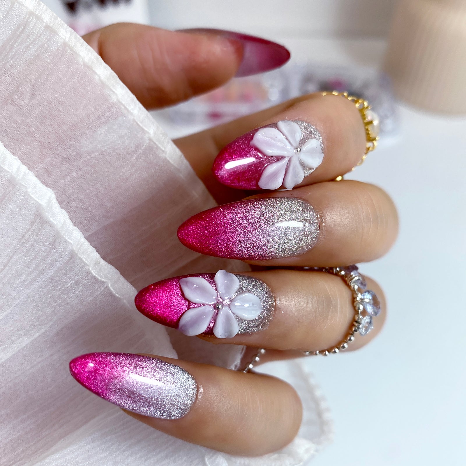 (Handmade) 10pcs/Set Pink 3D Flower Ombré Cat Eye Press-On Nails