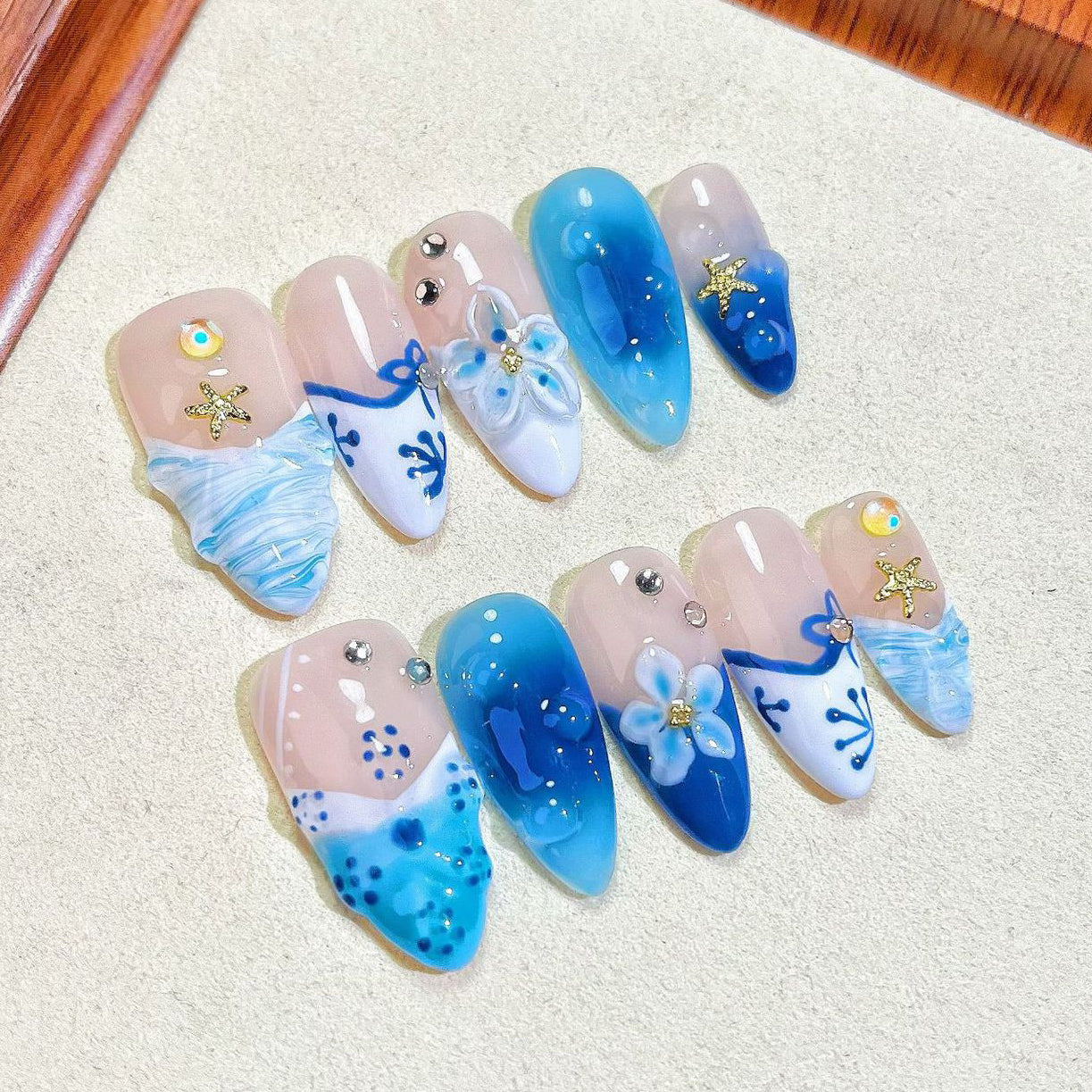 (Handmade) 10pcs/Set Blended Hand-Painted 3D Floral Press-On Nails