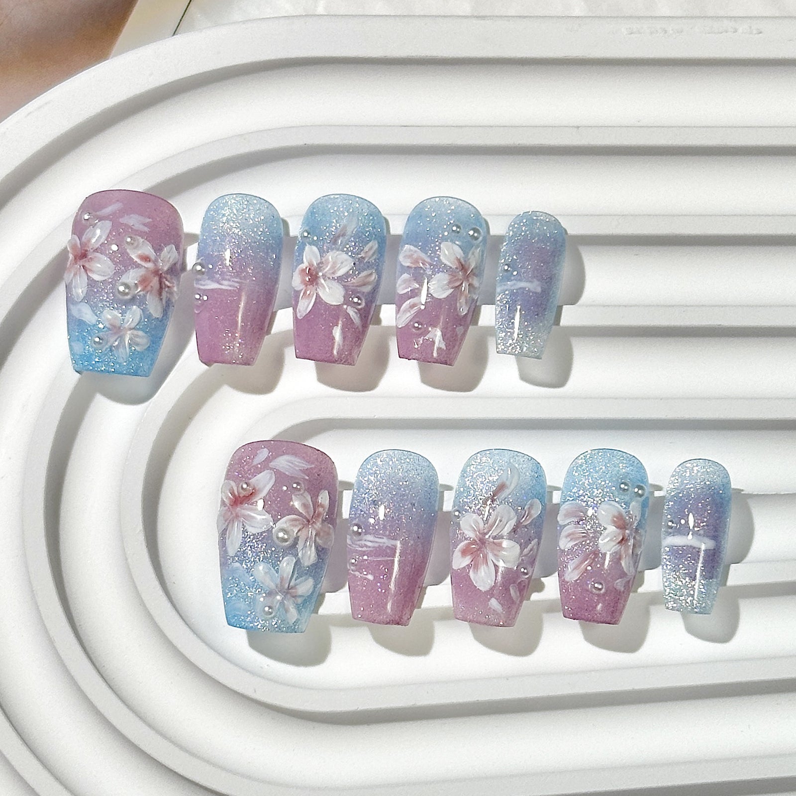 (Handmade) 10pcs/Set Hand-painted Ombre Flowers Press-On Nails