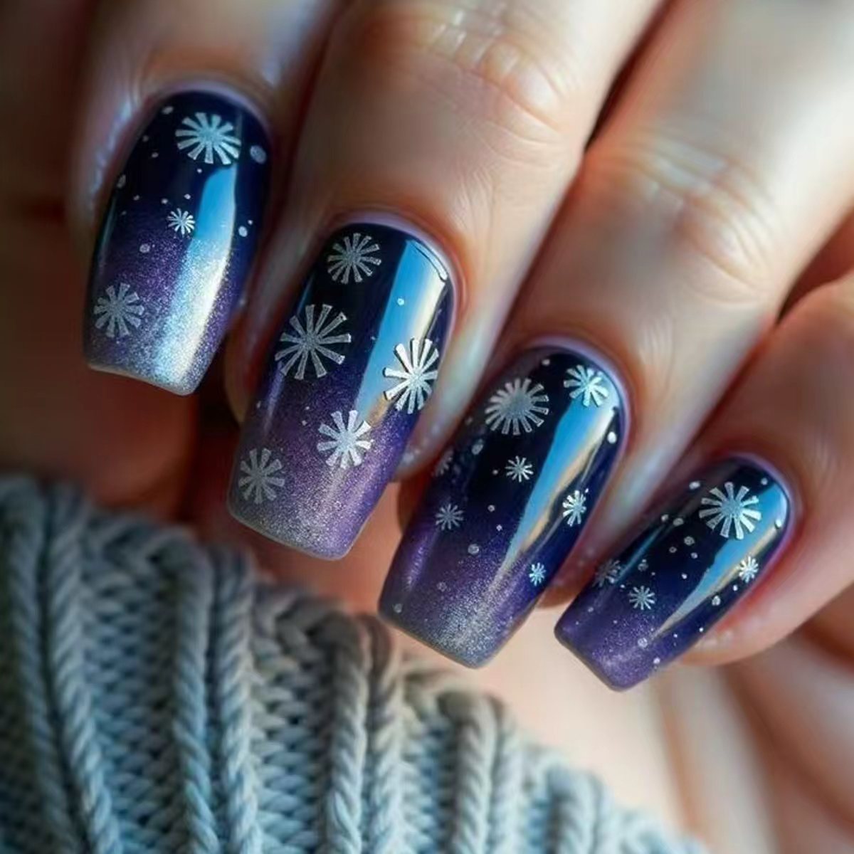 24pcs/Set Blue & Purple Snowflake Press-On Nails