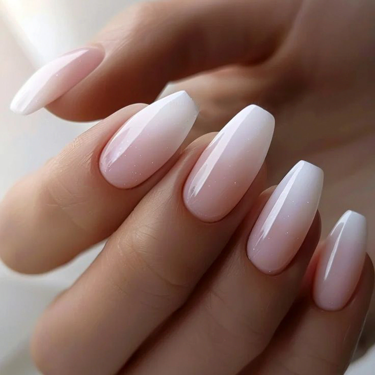 24pcs/Set Pink-White Gradient Press-On Nails