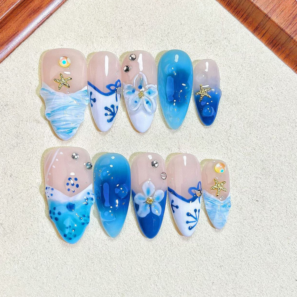(Handmade) 10pcs/Set Blended Hand-Painted 3D Floral Press-On Nails