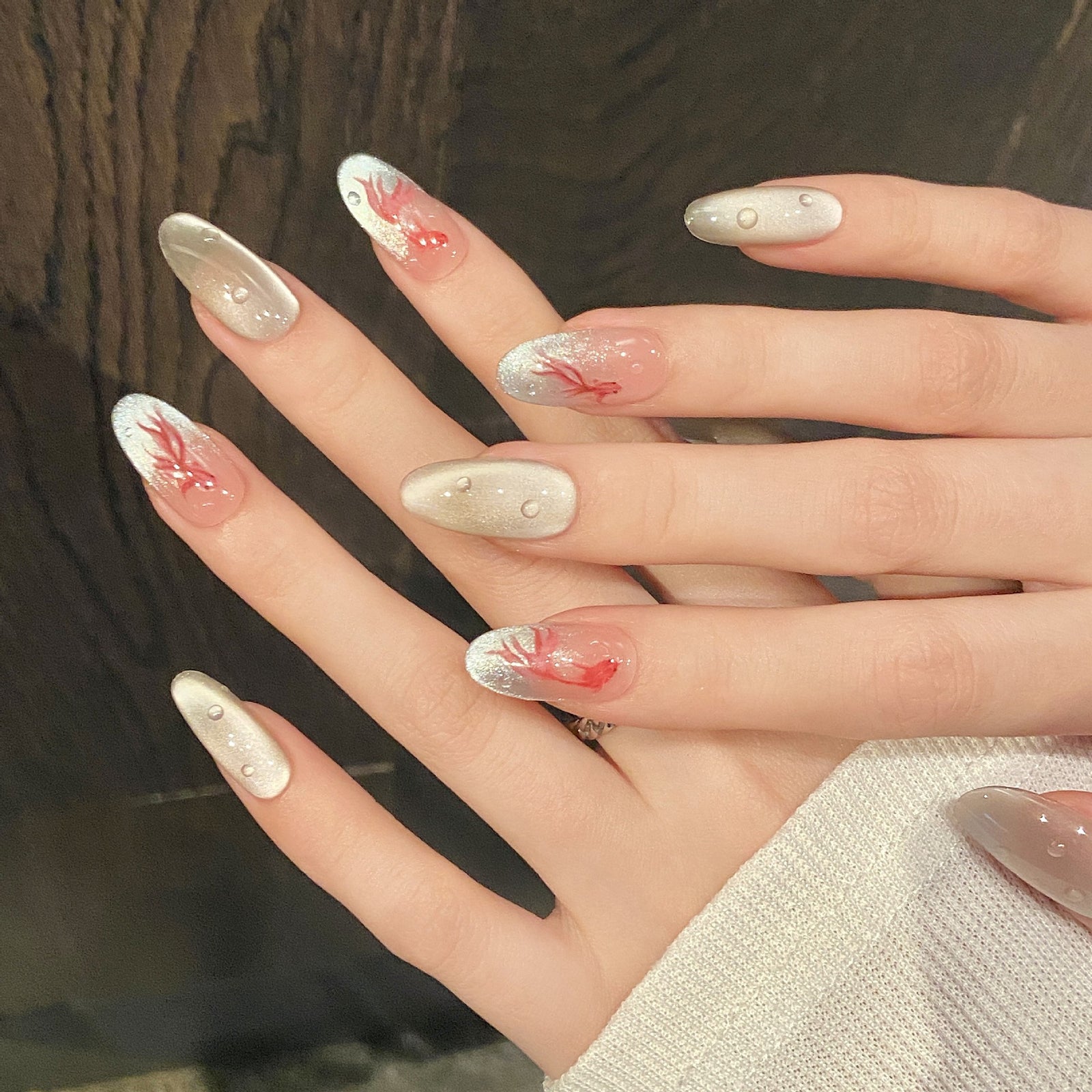 (Handmade) 10pcs/Set Cat-Eyed Koi Fish Press-On Nails