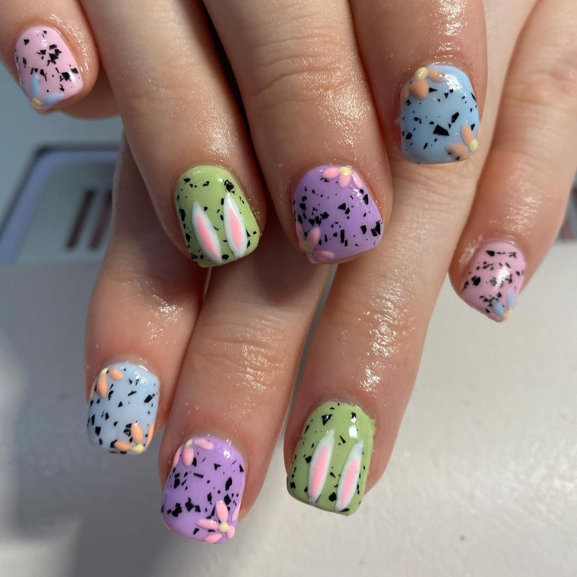 24pcs/Set Speckled Eggshell Bunny Press-On Nails