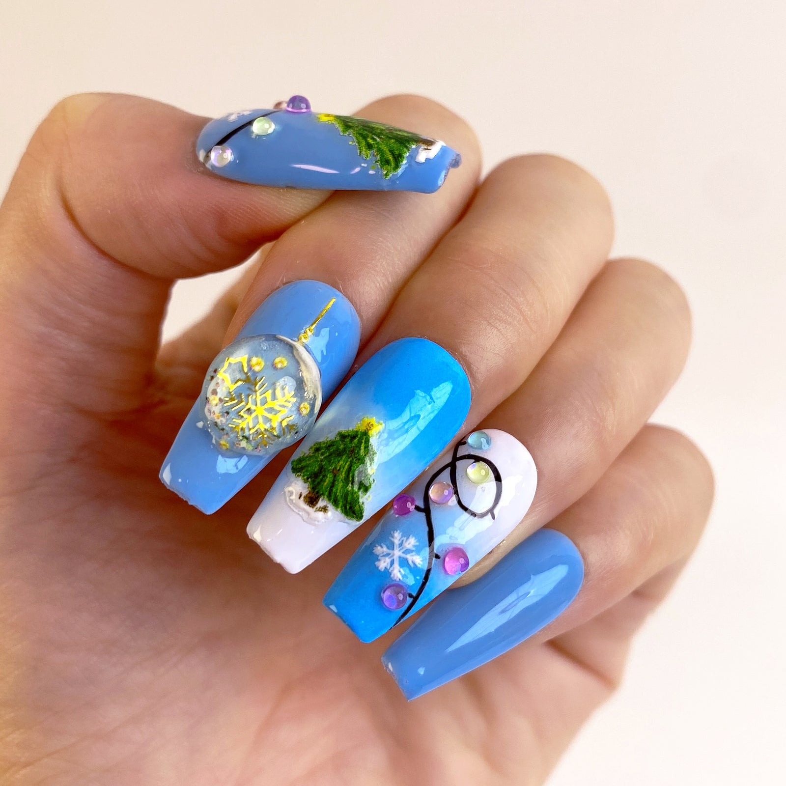 (Handmade) 10pcs/Set Blue & White Gradient 3D Crystal Ball Fairy Light Christmas Press-On Nails