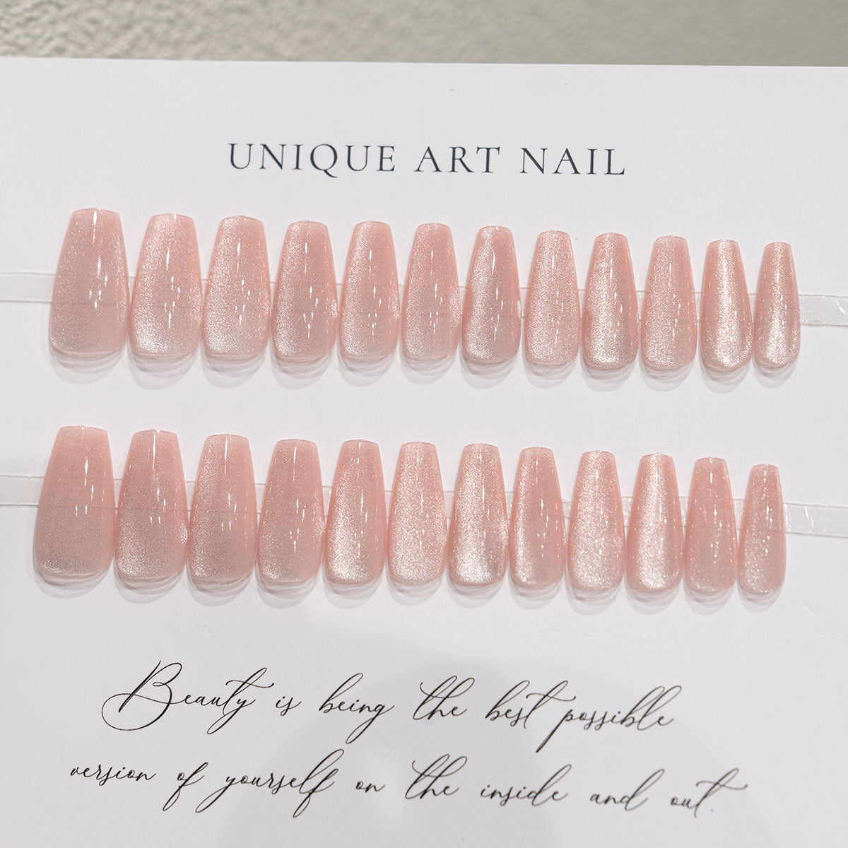 24pcs/Set Pink Cat Eye Press-On Nails
