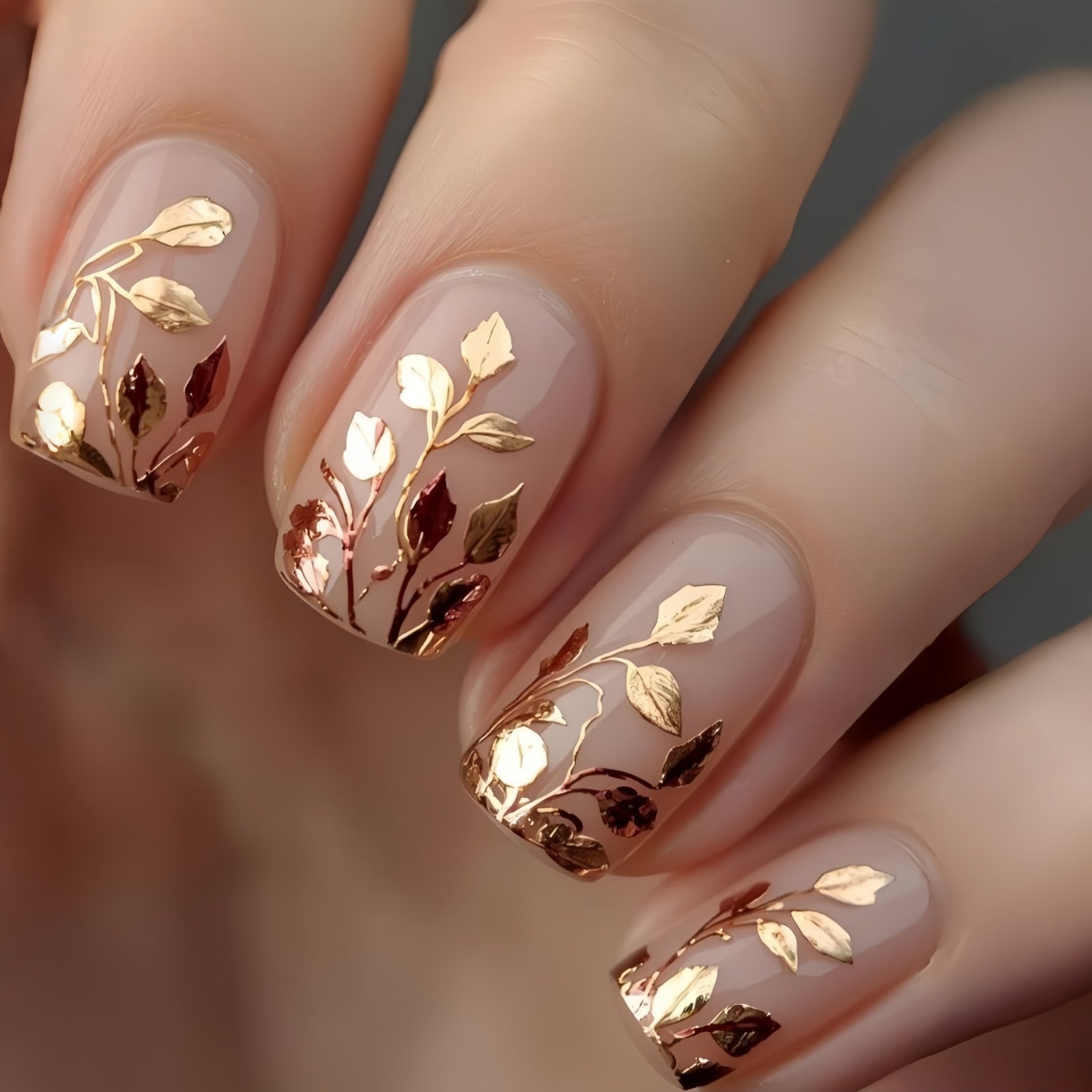 24pcs/Set Gold 3D Embossed Leaves Press-On Nails
