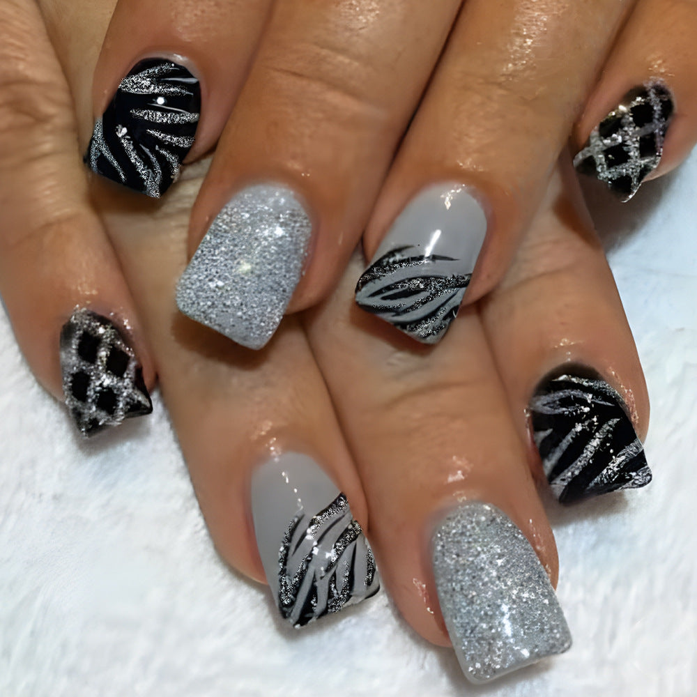 24pcs/Set Silver Glitter Gray-Black Checkerboard Press-On Nails