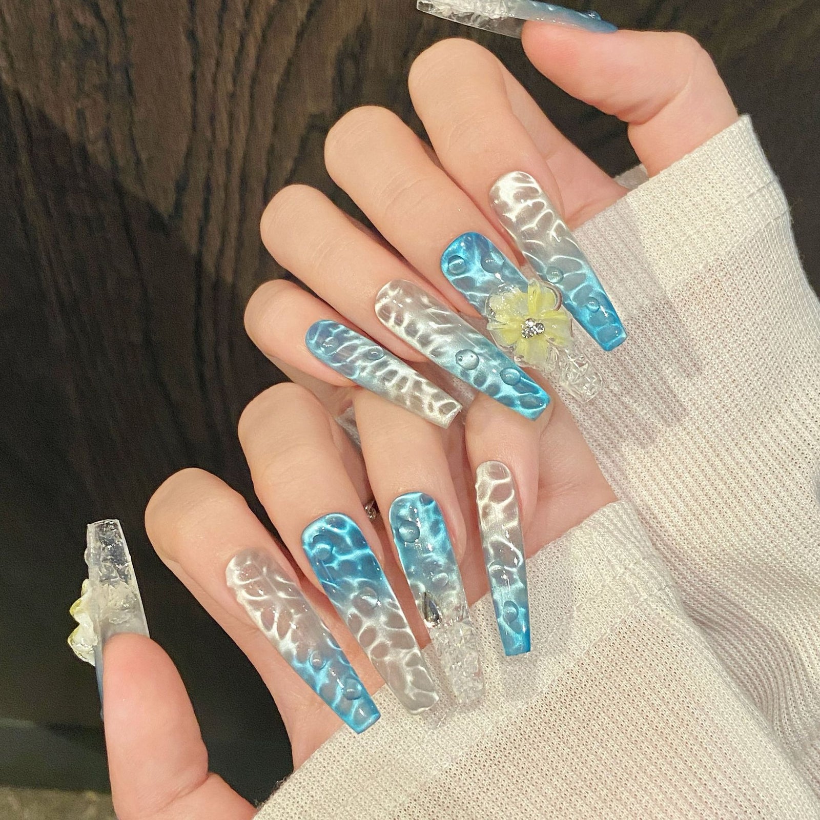 (Handmade) 10pcs/Set Icy Sparkling Cat Eye Press-On Nails