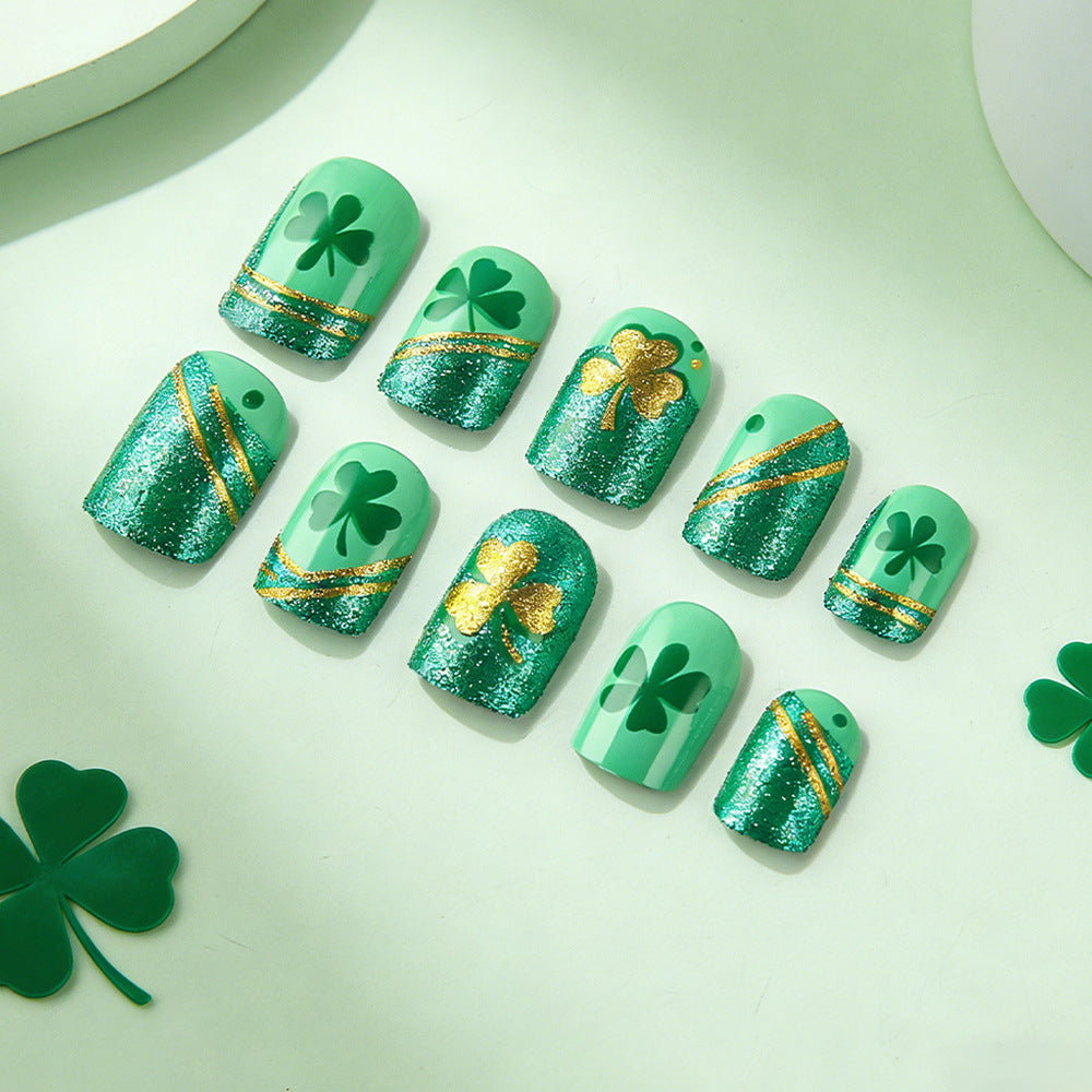 24pcs/Set Two-Tone Clover with Gold Detailing Short Press On Nails