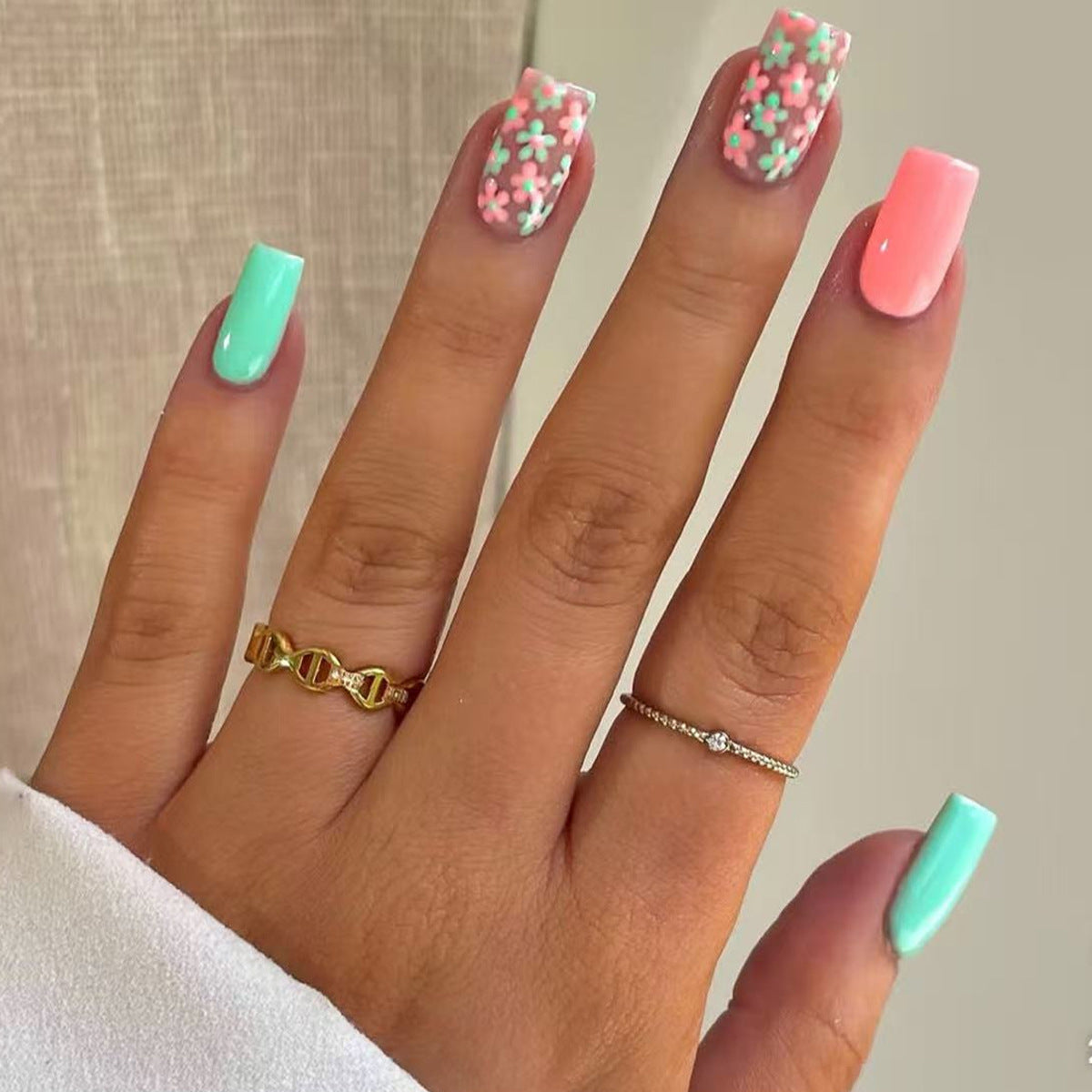 24pcs/Set Mint Green & Pink Color-Block Floral Press-On Nails