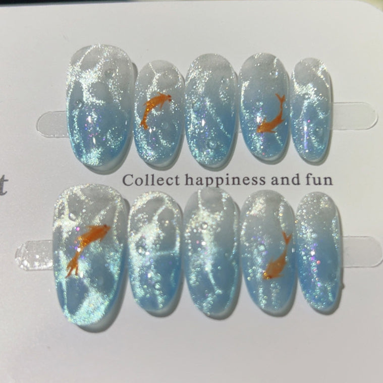 (Handmade) 10pcs/Set Goldfish in Water Ripples Press-On Nails