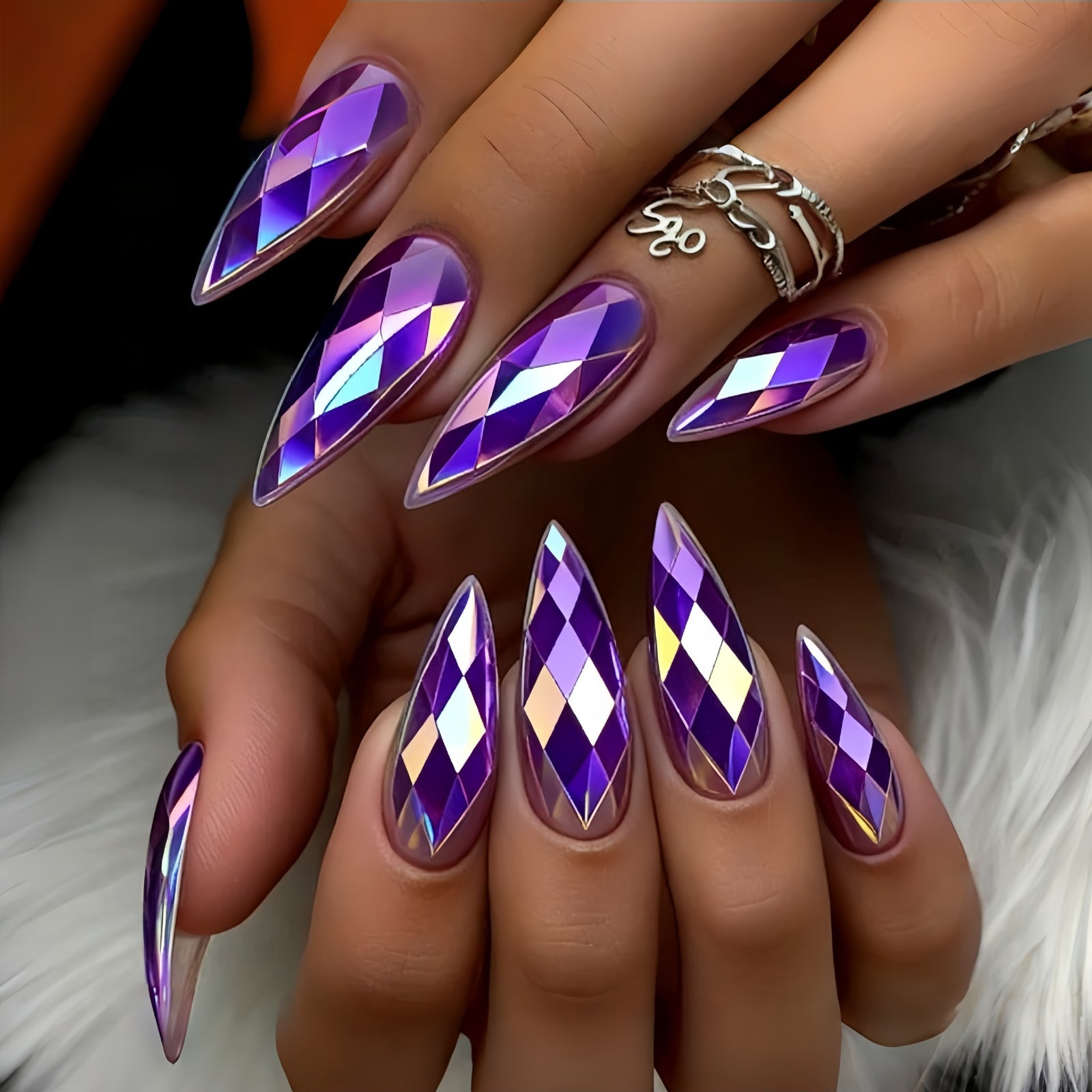 24pcs/Set 3D Faceted Diamond Press-On Nails