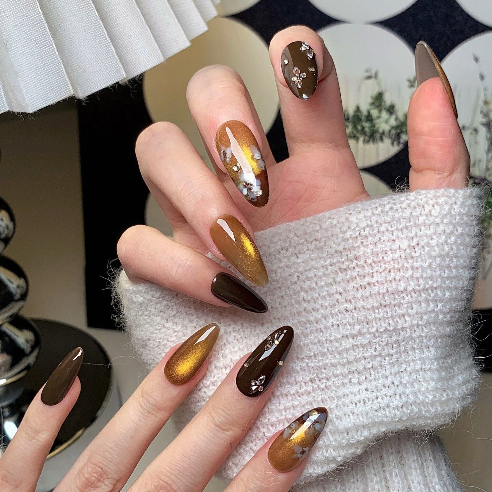(Handmade) 10pcs/Set Gold & Brown Cat Eye Press-On Nails