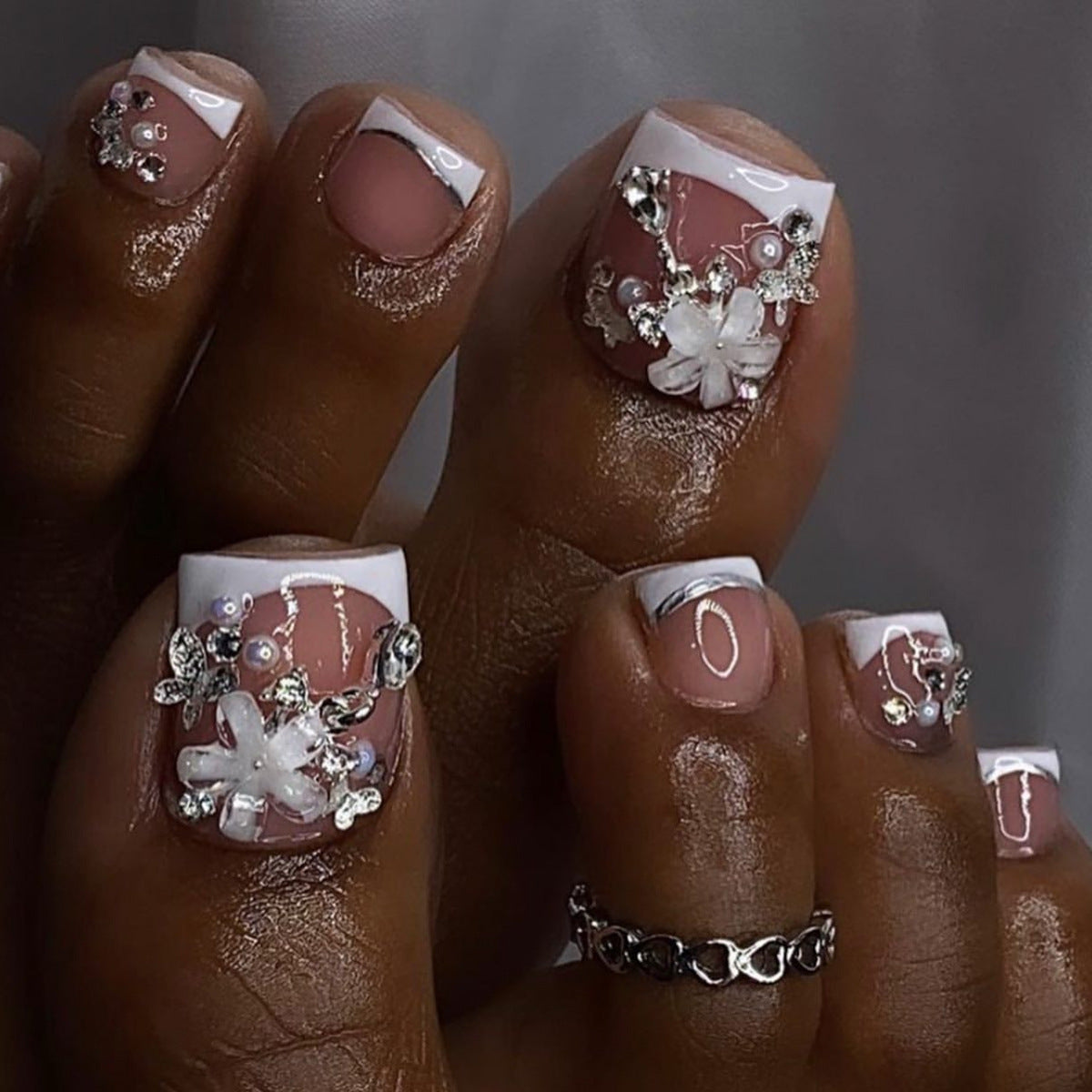 24pcs/Set 3D Floral Pearl Press On Toe Nails