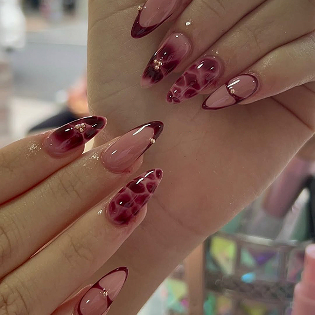 24pcs/Set French Tips with Wine Red Floral Press-On Nails