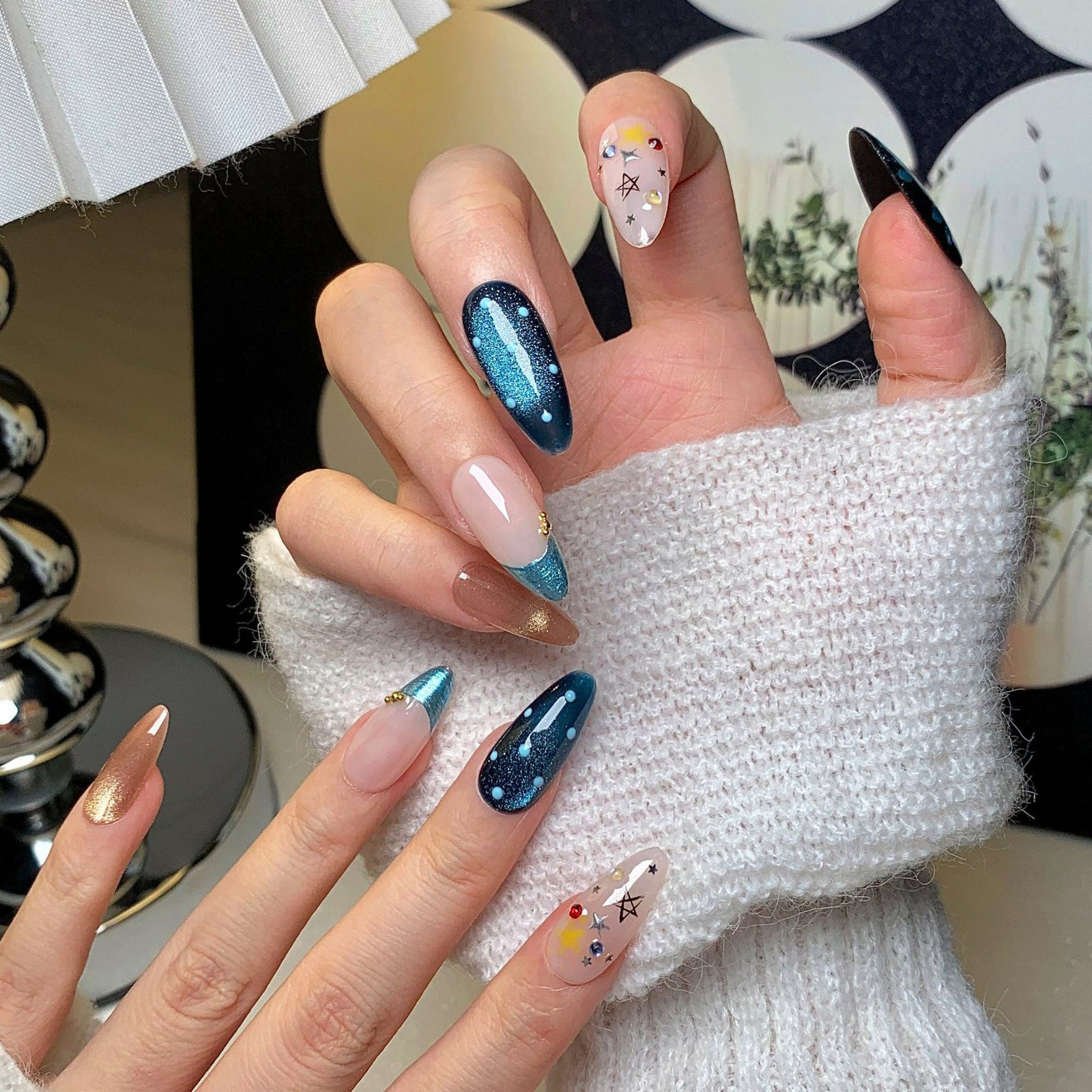 (Handmade) 10pcs/Set Blue Cat Eye Flowers Press-On Nails