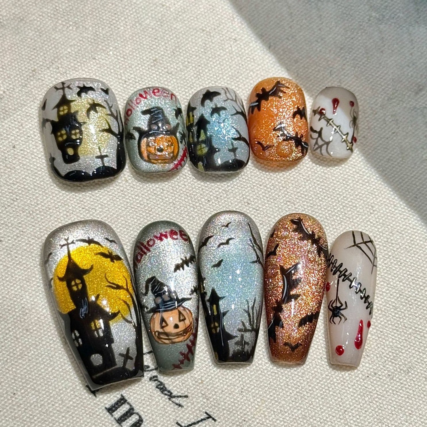 (Handmade) 10pcs/Set Halloween Painted Pumpkin Castle Bat Cat-Eye Press-On Nails