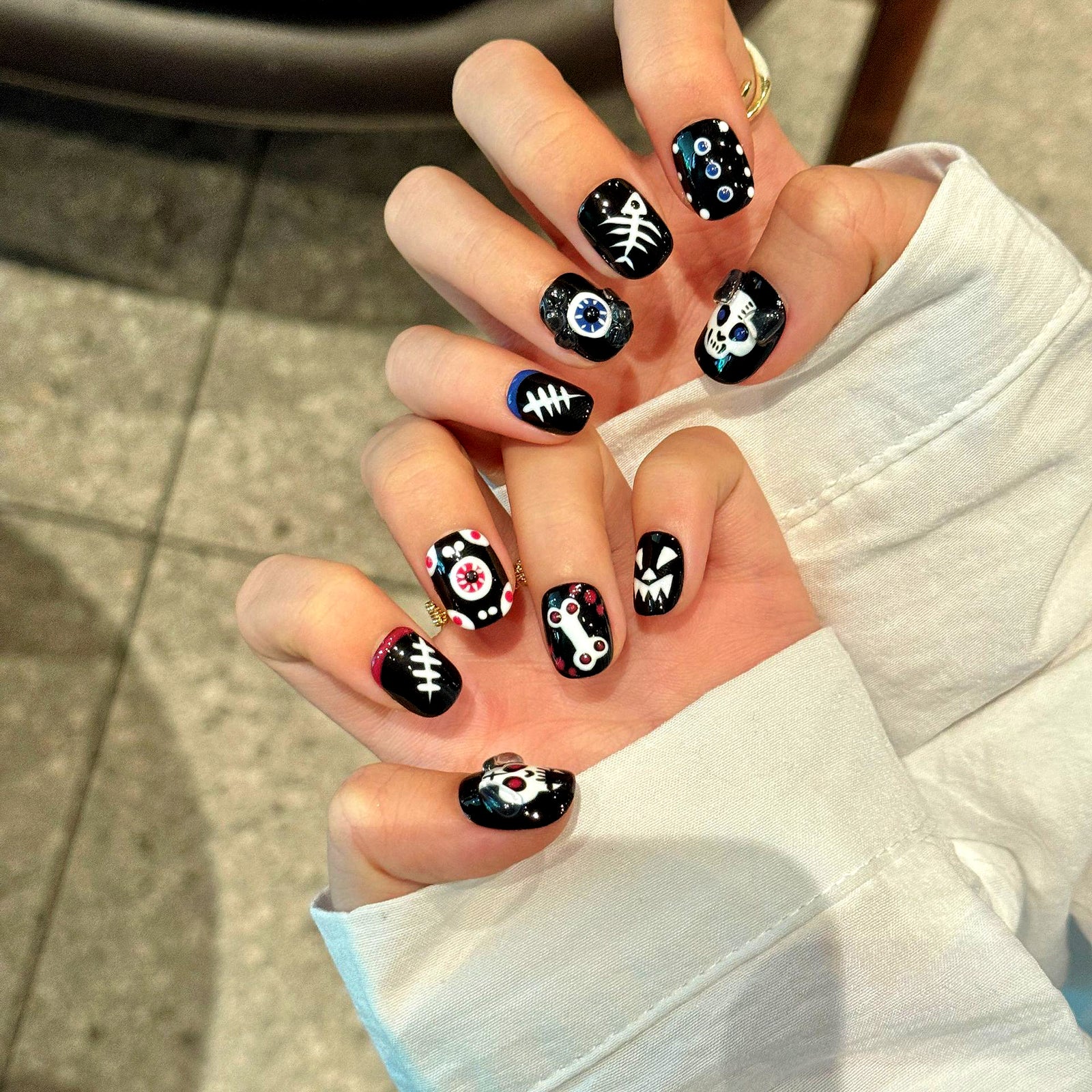 (Handmade) 10pcs/Set Halloween Painted Pumpkin Skull Press-On Nails