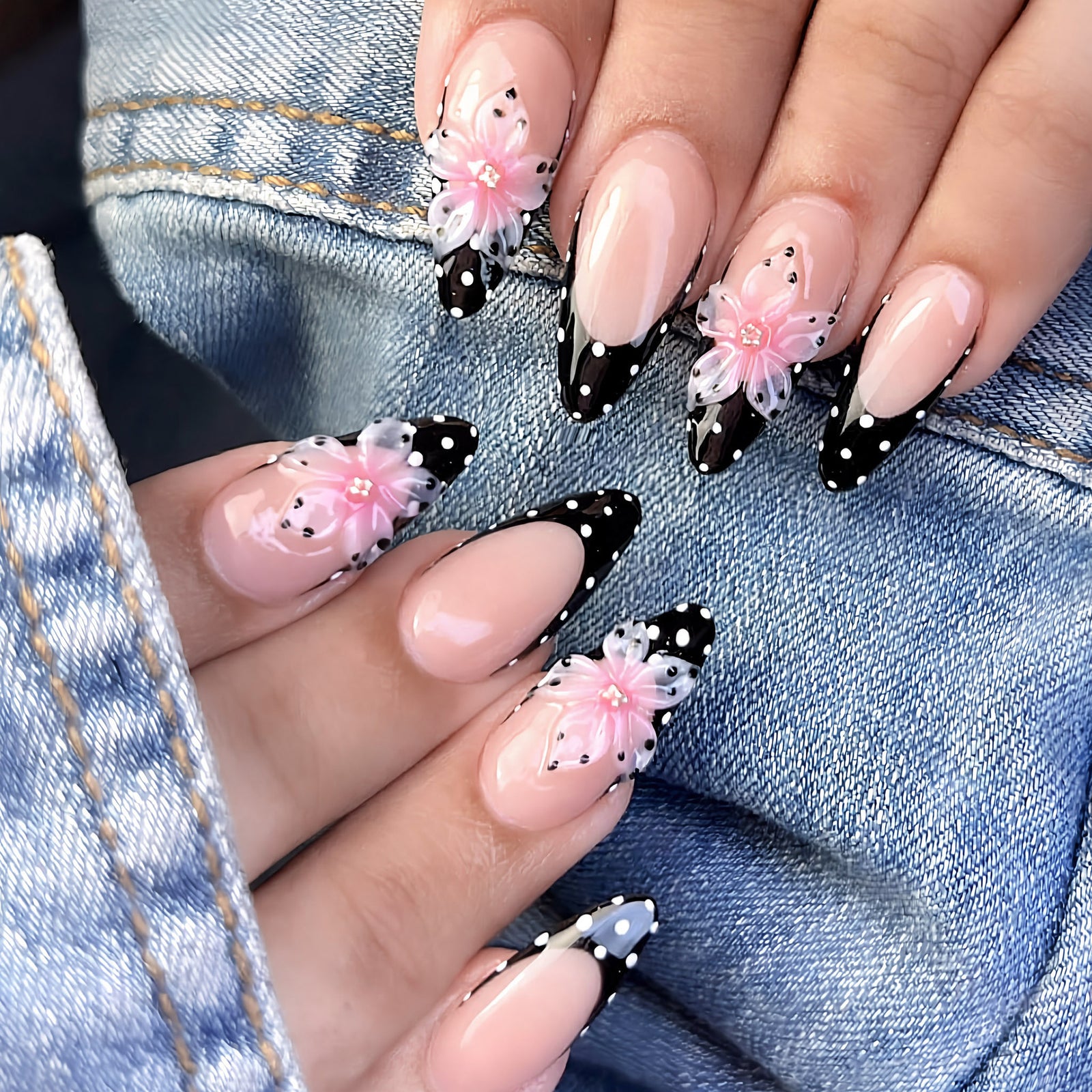 24pcs/Set Black Polka Dot French Tip with 3D Flowers Press-On Nails