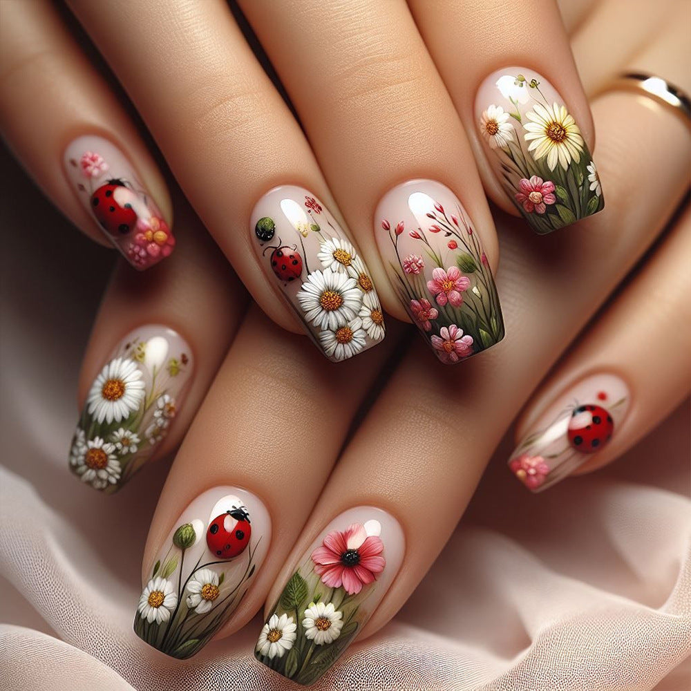 24pcs/Set Ladybug White Daisy Press-On Nails