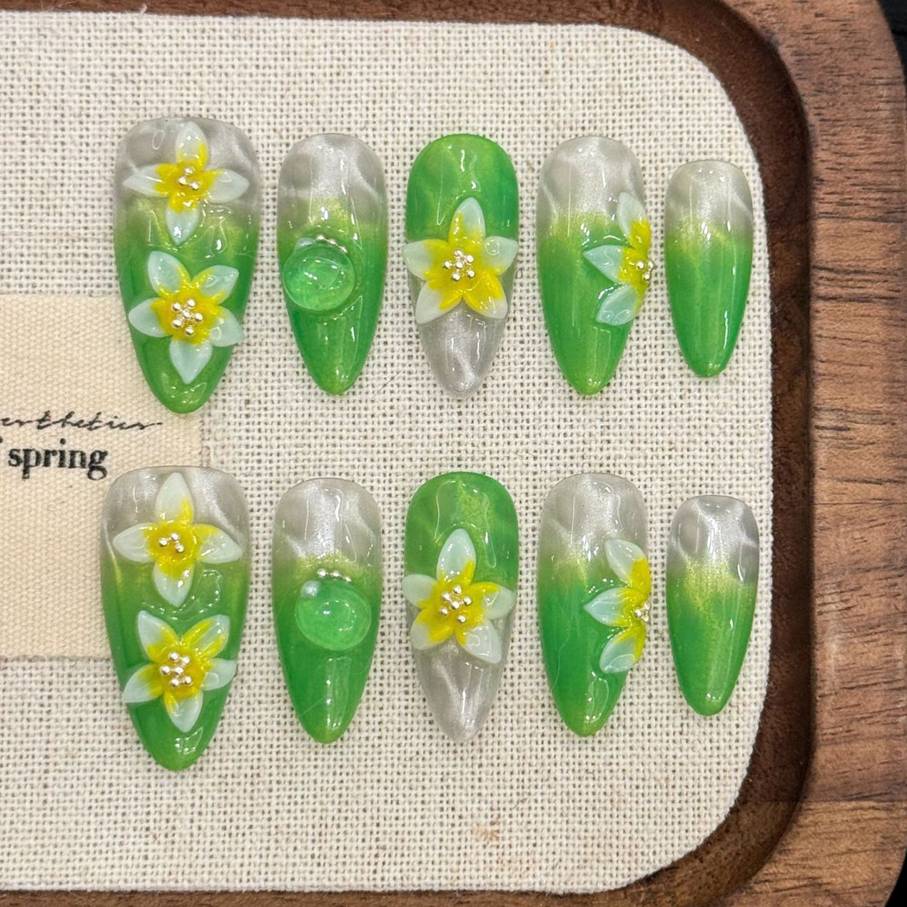 (Handmade) 10pcs/Set Rose Cat-Eye with 3D Ice FlowersI and Water Ripple Press-On Nails