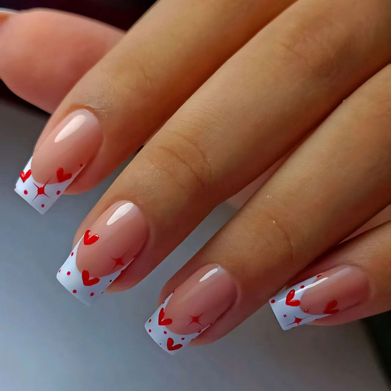 24pcs/Set Red and White Color-Block French Press-On Nails