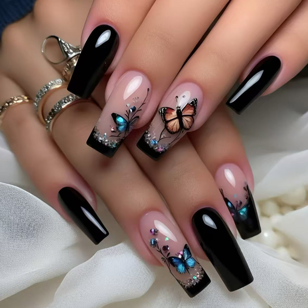24pcs/Set Black Butterfly Floral French Press-On Nails