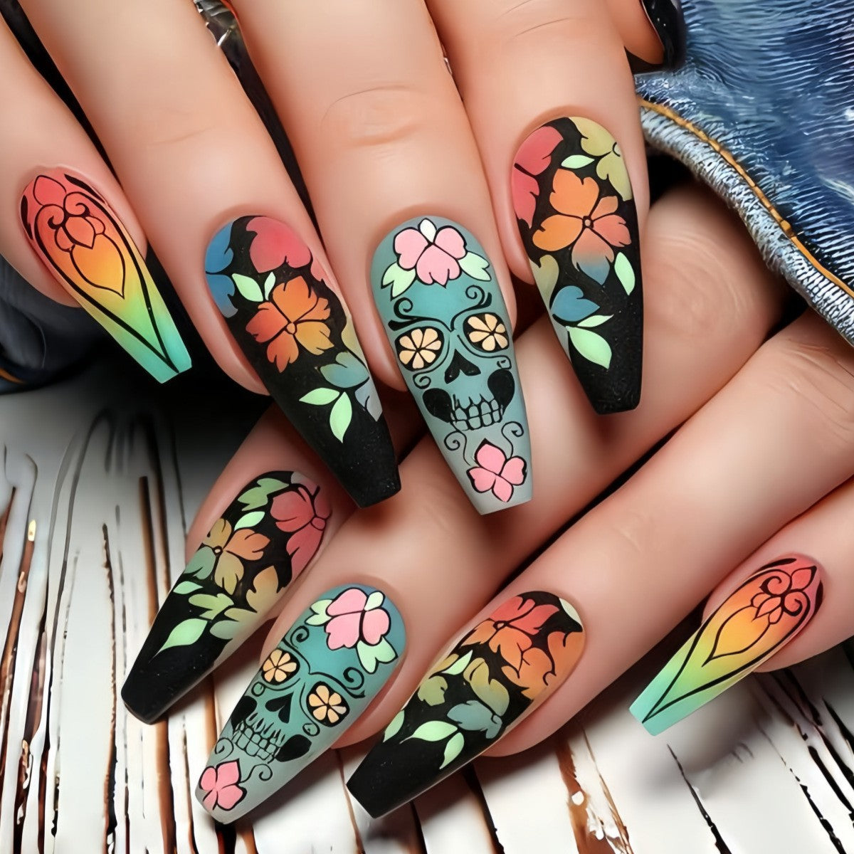 24pcs/Set Matte Floral Skull Press On Nails