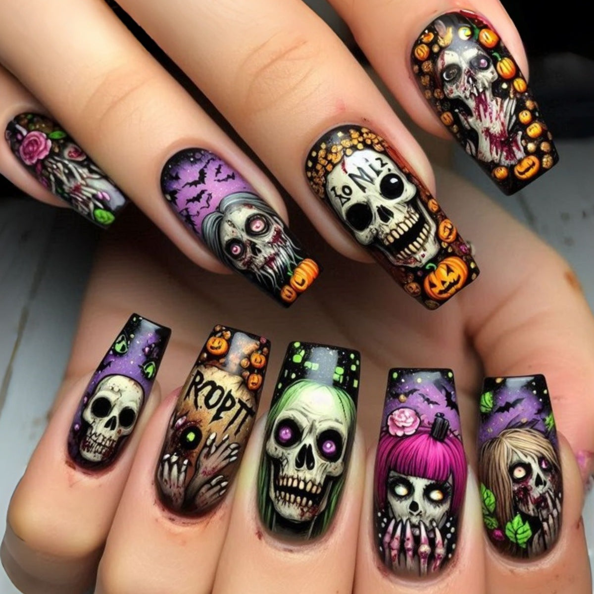 24pcs/Set Black Base Skull Pumpkin Press-On Nails