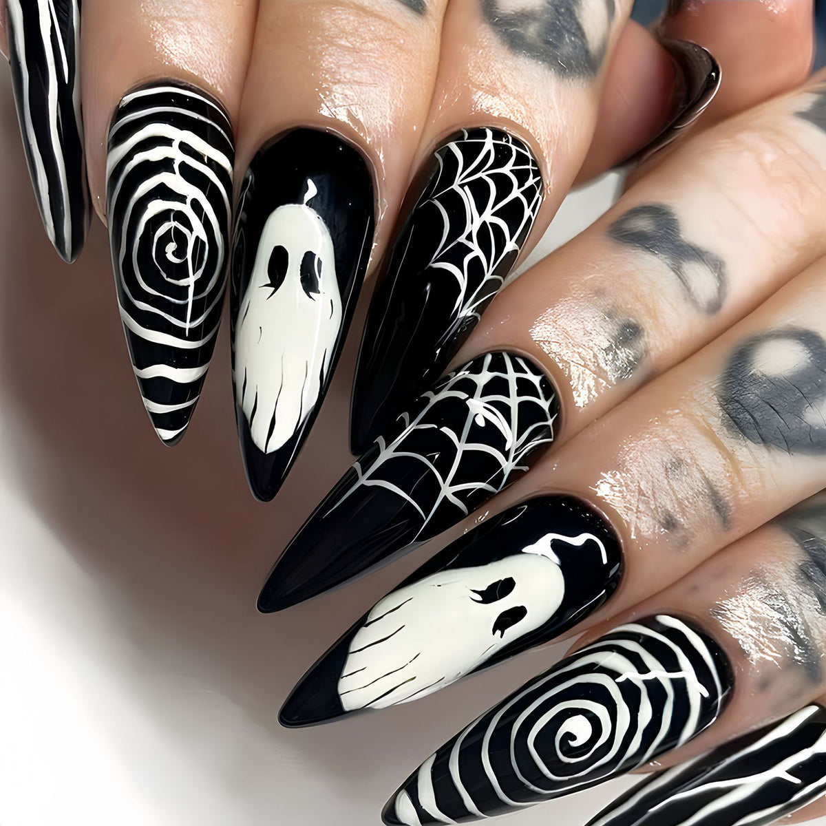 24pcs/Set Black Ghost, Stripes & Spider Web Press On Nails