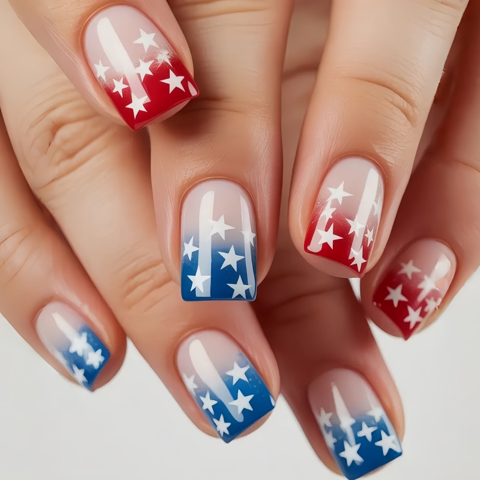 24pcs/Set Red and Blue Gradient Stars Press-On Nails