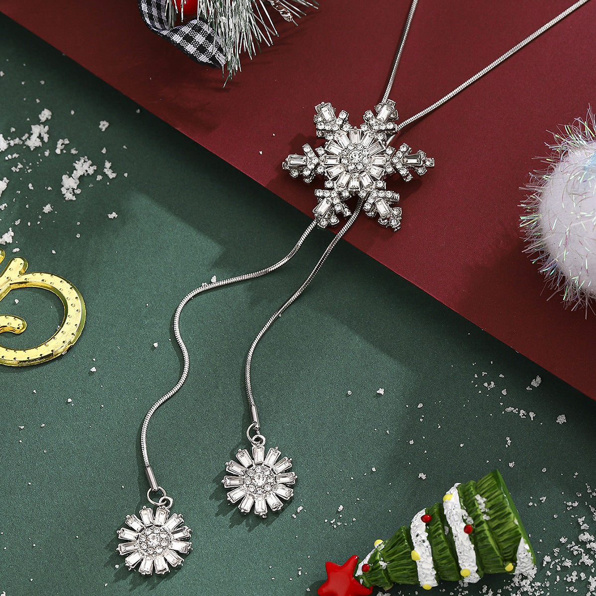 Rhinestone Christmas Snowflake Pendant