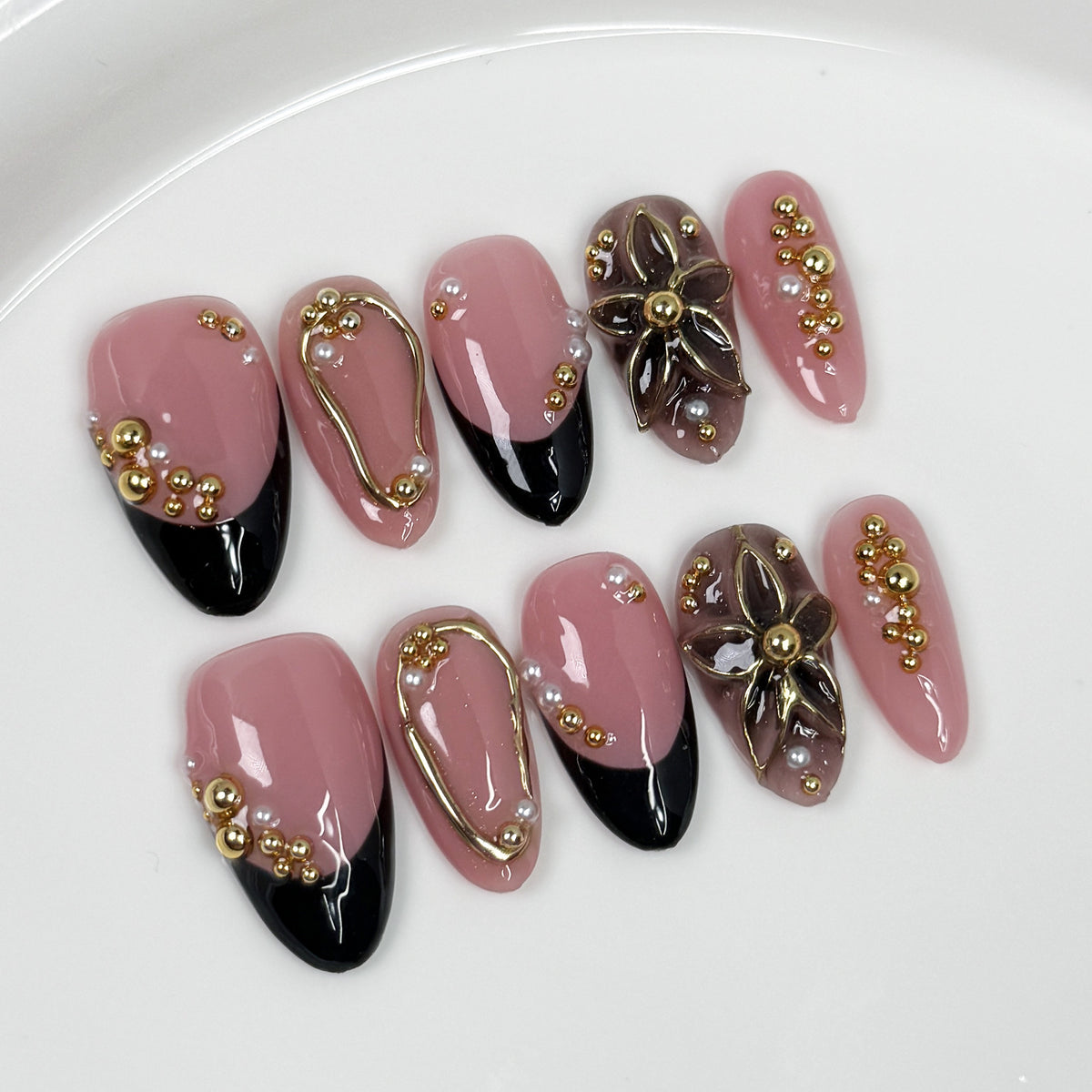 (Handmade) 10pcs/Set Gold Foil French Tips with 3D Flowers Press-On Nails