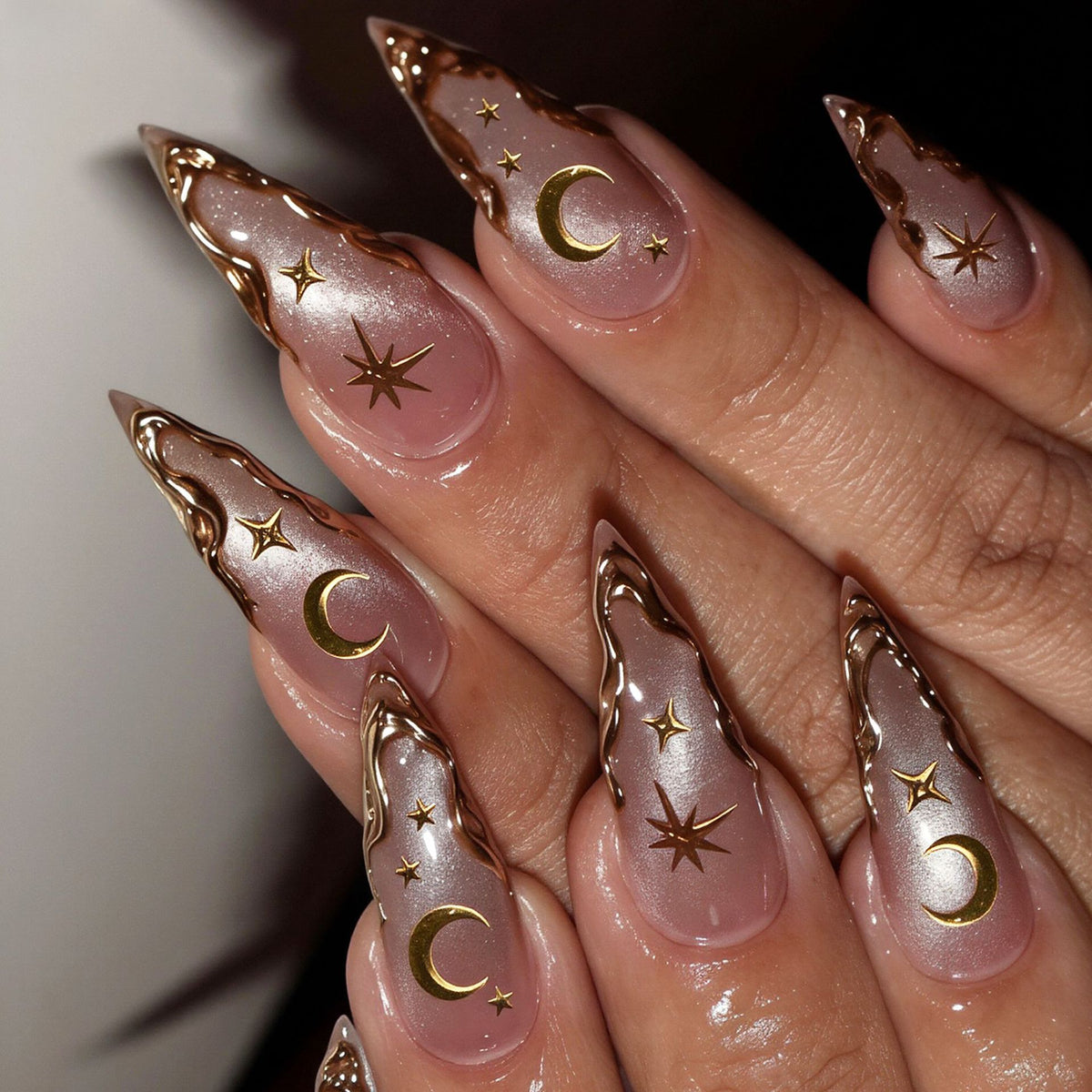 30pcs/Set Gold-Trimmed Irregular French Moon & Stars Press On Nails