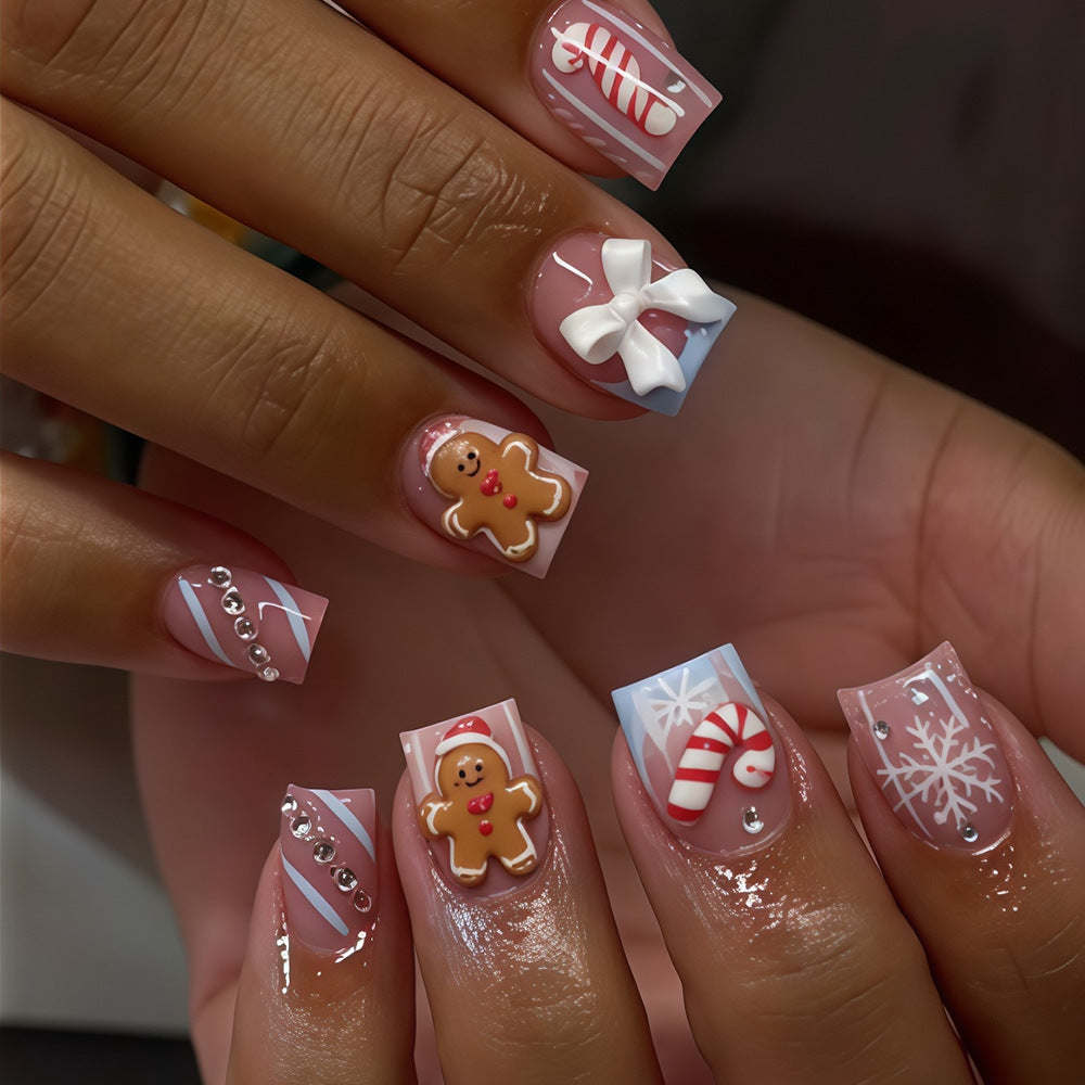 30pcs/Set 3D Gingerbread Man Snowflake Press On Nails