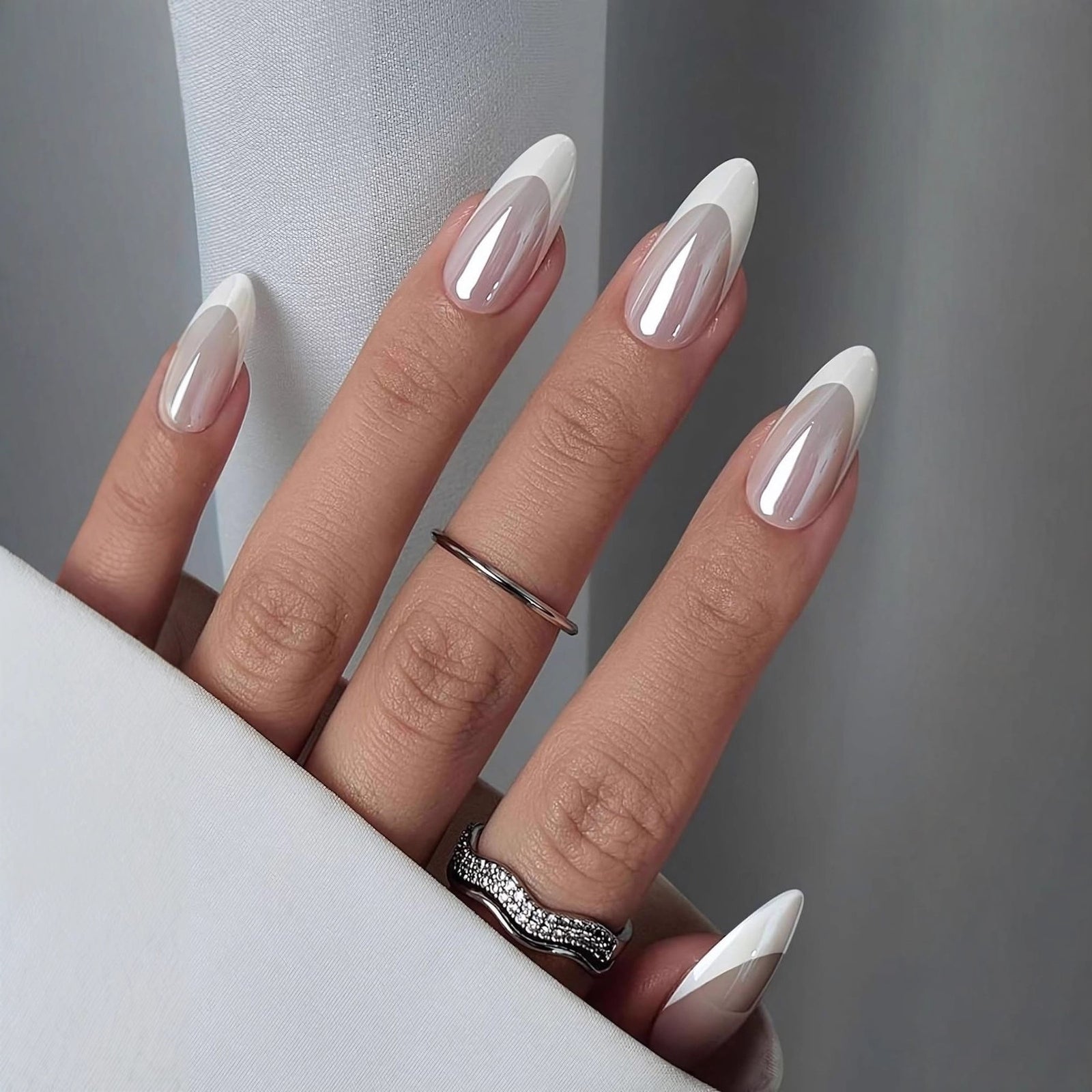 24pcs/Set Minimalist White French Press On Nails