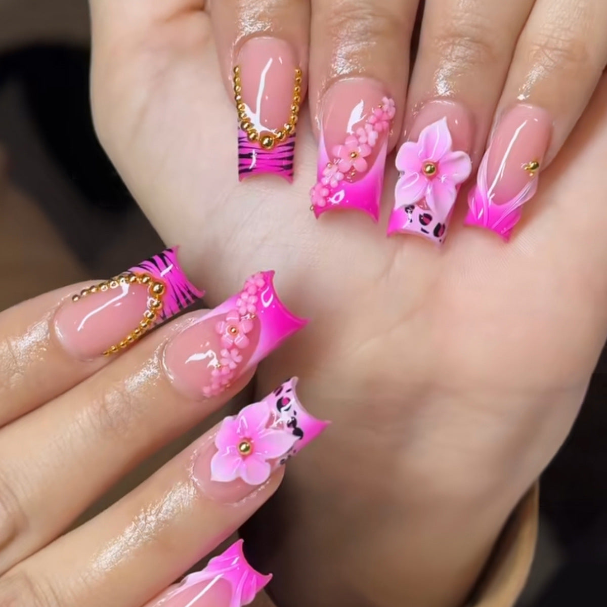 24pcs/Set Leopard French Tip 3D Flower Press-On Nails