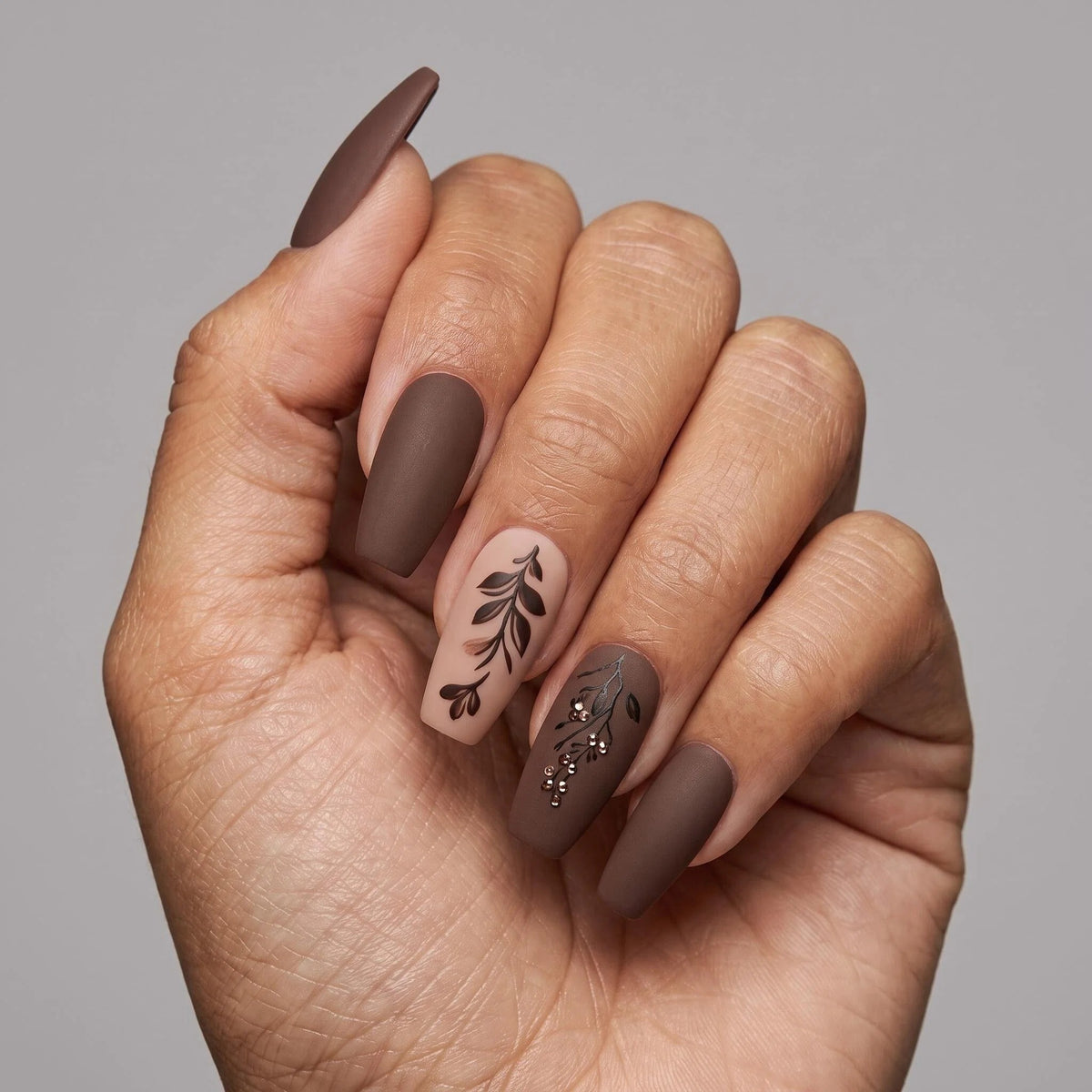 24pcs/Set Maillard Matte Texture Floral and Leaf Press-On Nails