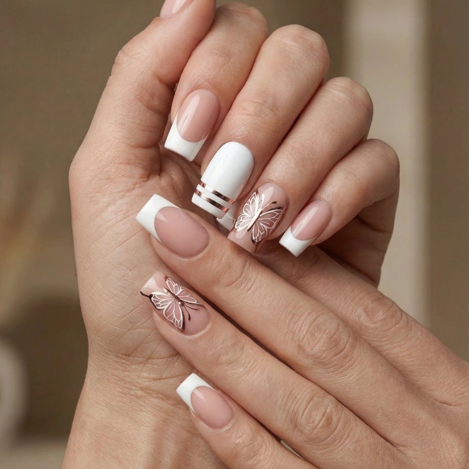 24pcs/Set White Butterfly Press-On Nails