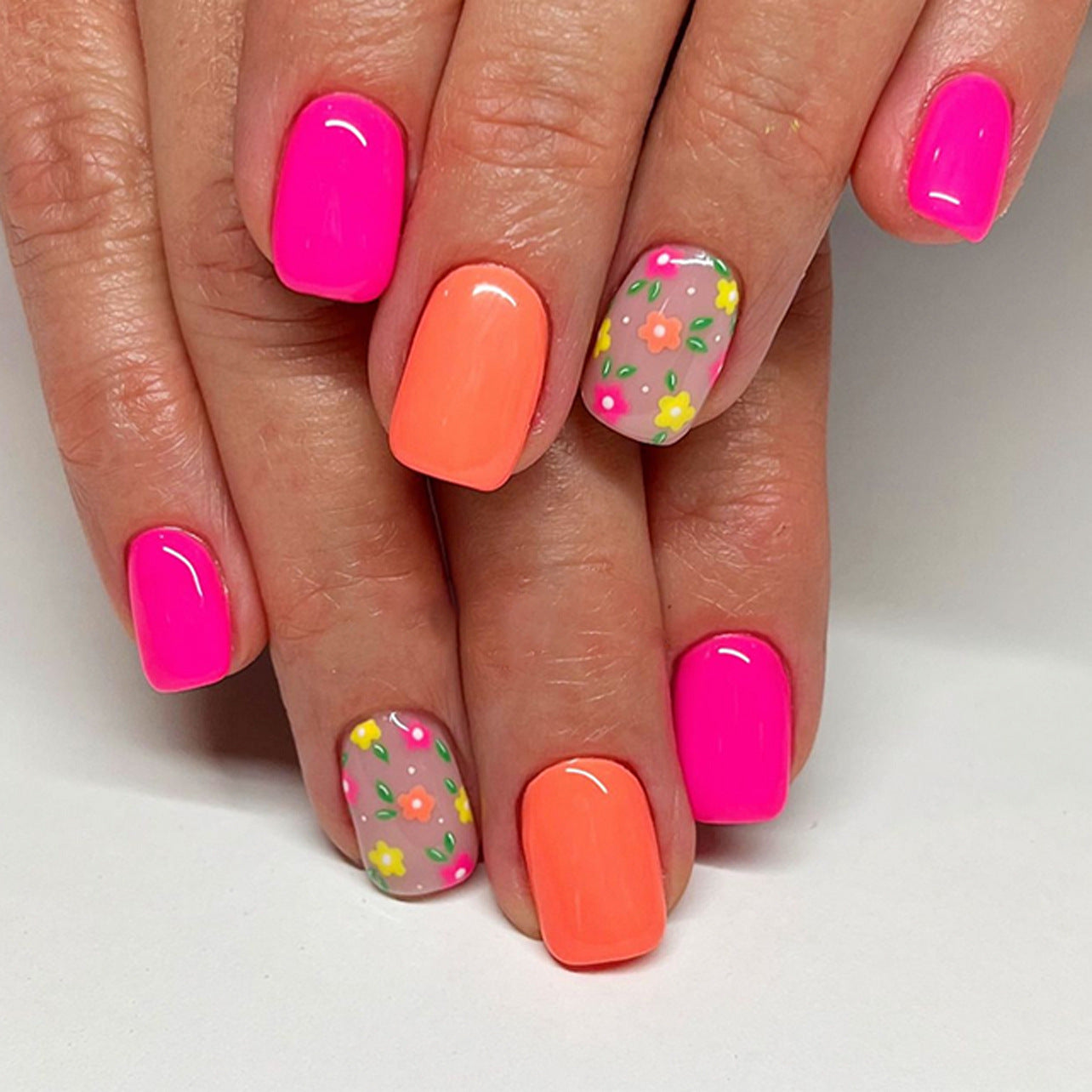 24pcs/Set Colorful Flowers Press-On Nails