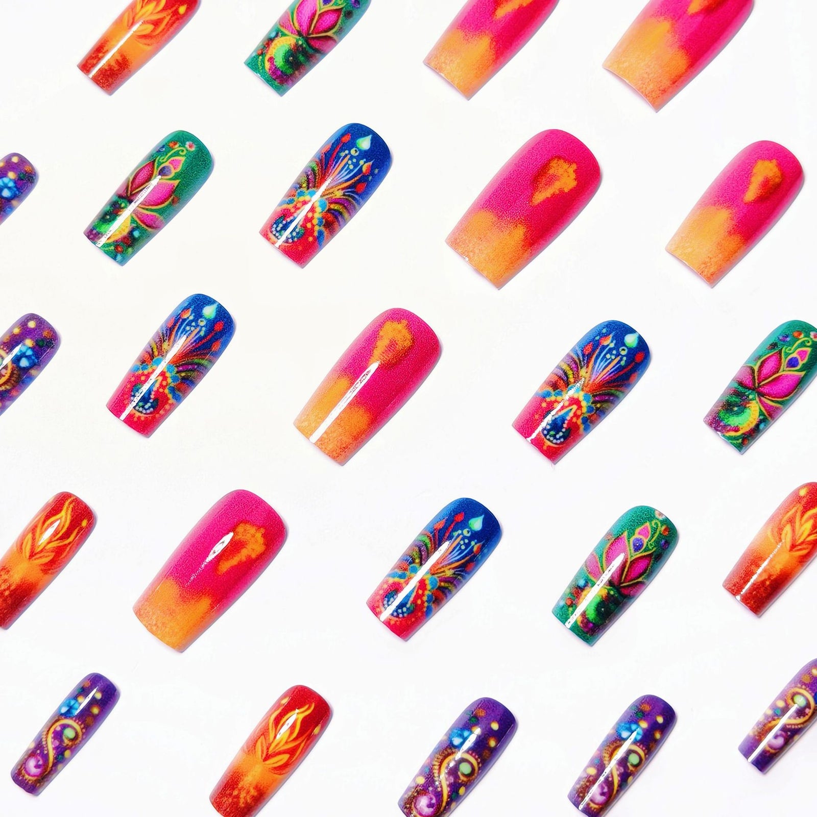 24pcs/Set Red Flame Flowers Press-On Nails