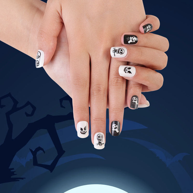 24pcs/Set Halloween Matte White Ghost Skull Short Style Press-On Nails