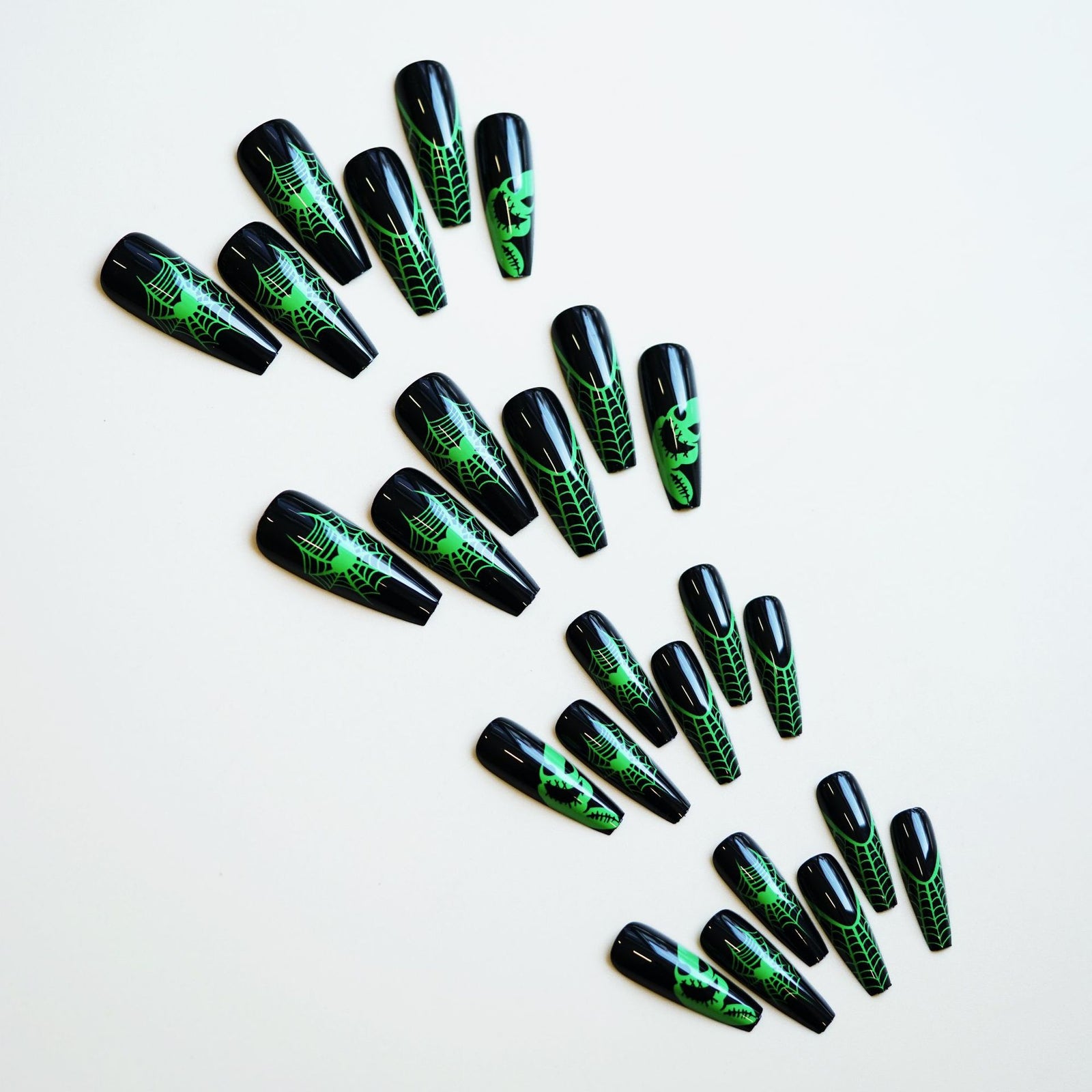24pcs/Set Halloween Green Ghost Cobweb Press-On Nails