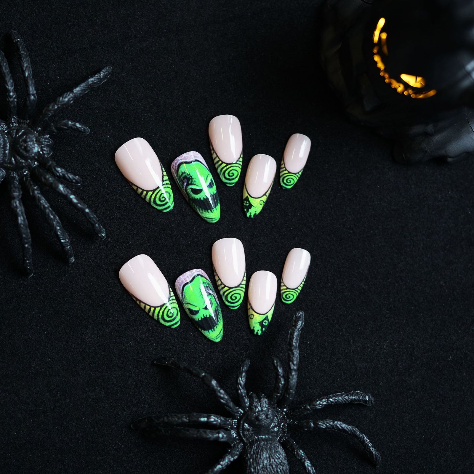 24pcs/Set Halloween Green Big-Eyed Monster French Style Press-On Nails
