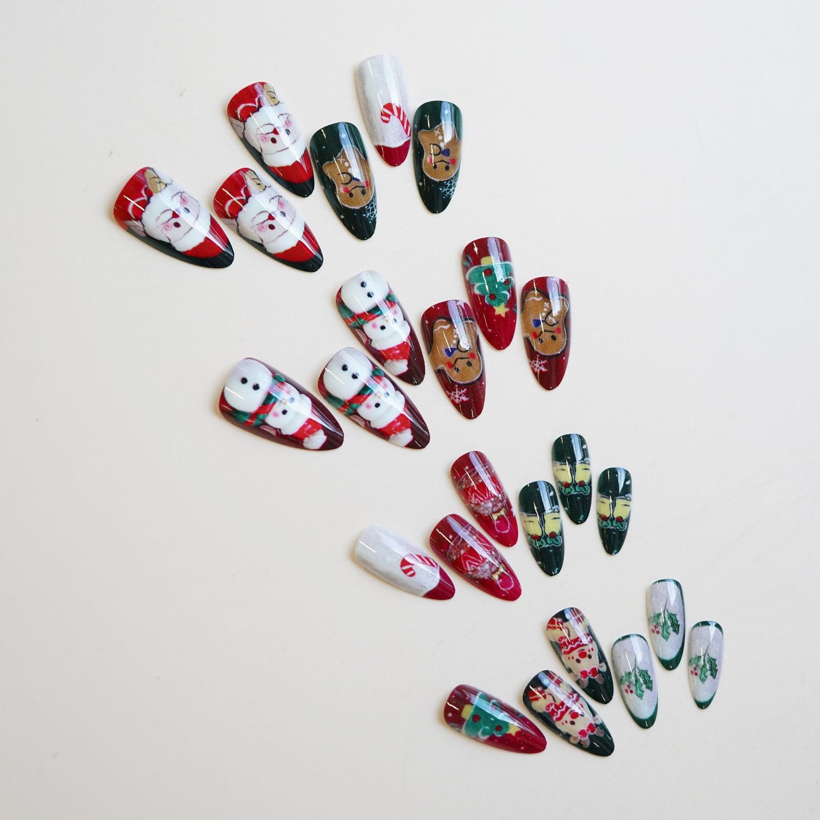 24pcs/Set Christmas Deer Gingerbread Men Snowmen Press-On Nails