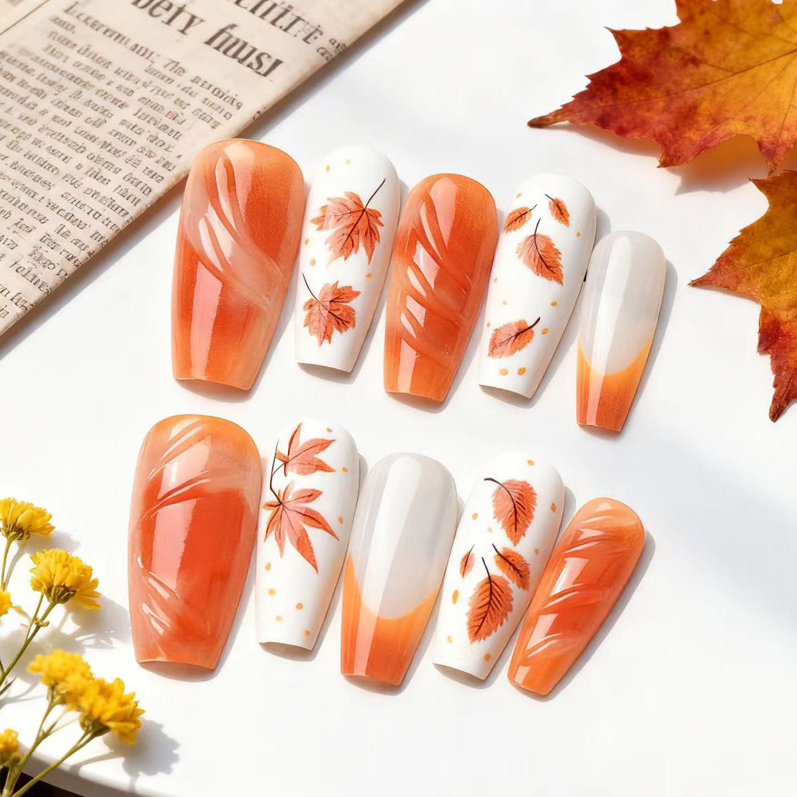 30pcs/Set Autumn-Winter Painted Maple Leaf French Press-On Nails