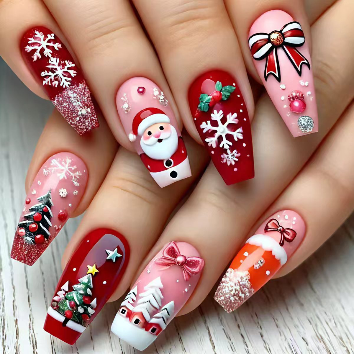 24pcs/Set Santa Claus Snowflakes Christmas Tree Press-On Nails