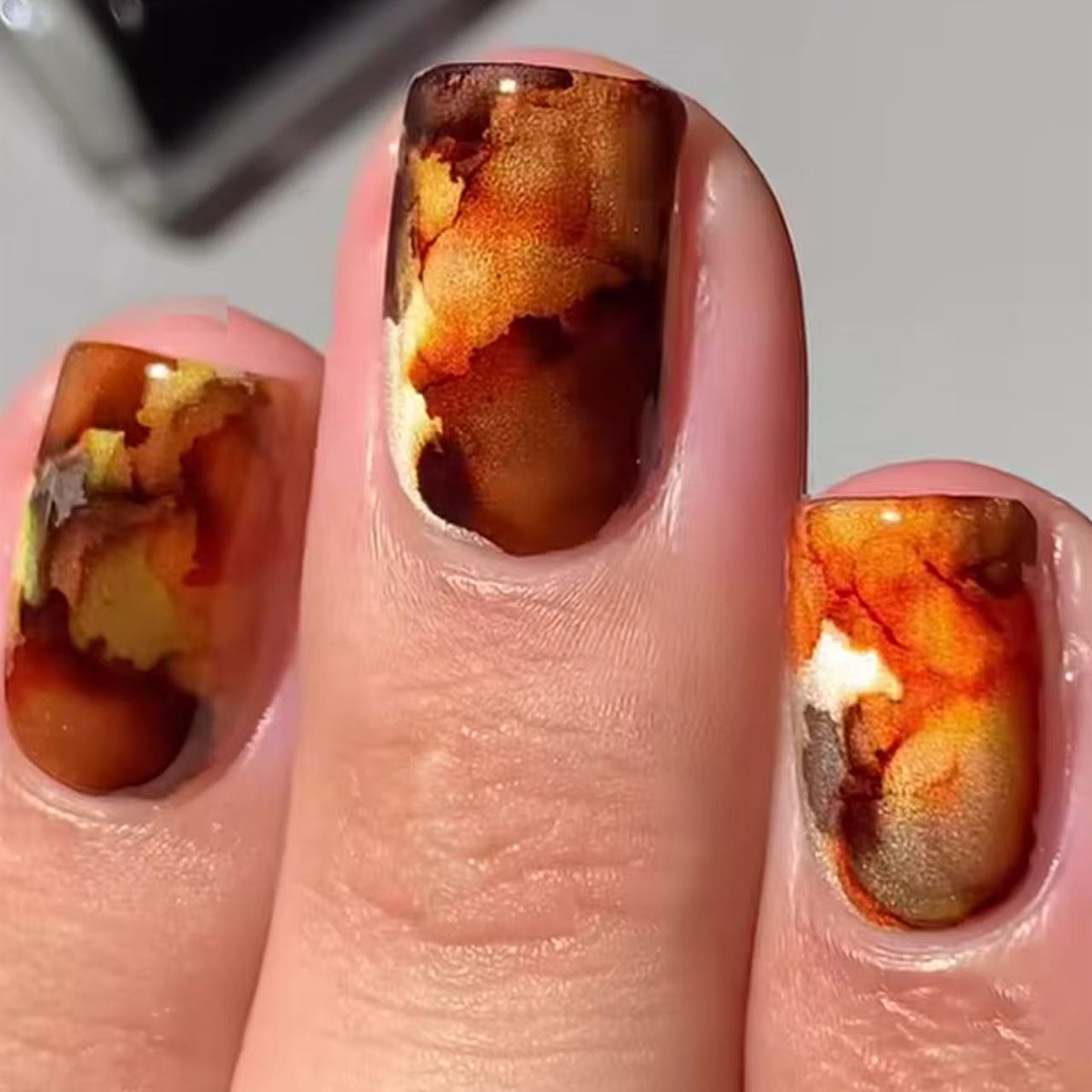 24pcs/Set Autumn-Winter Short Square Amber Marble Swirl Press-On Nails